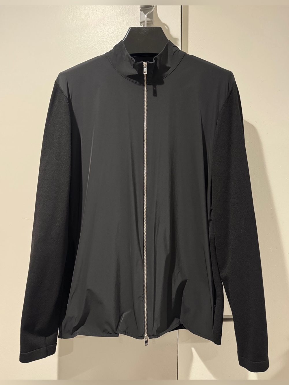 Theory Men's Bellville Fine Bilen Full Zip Sweater Jacket in Black, M